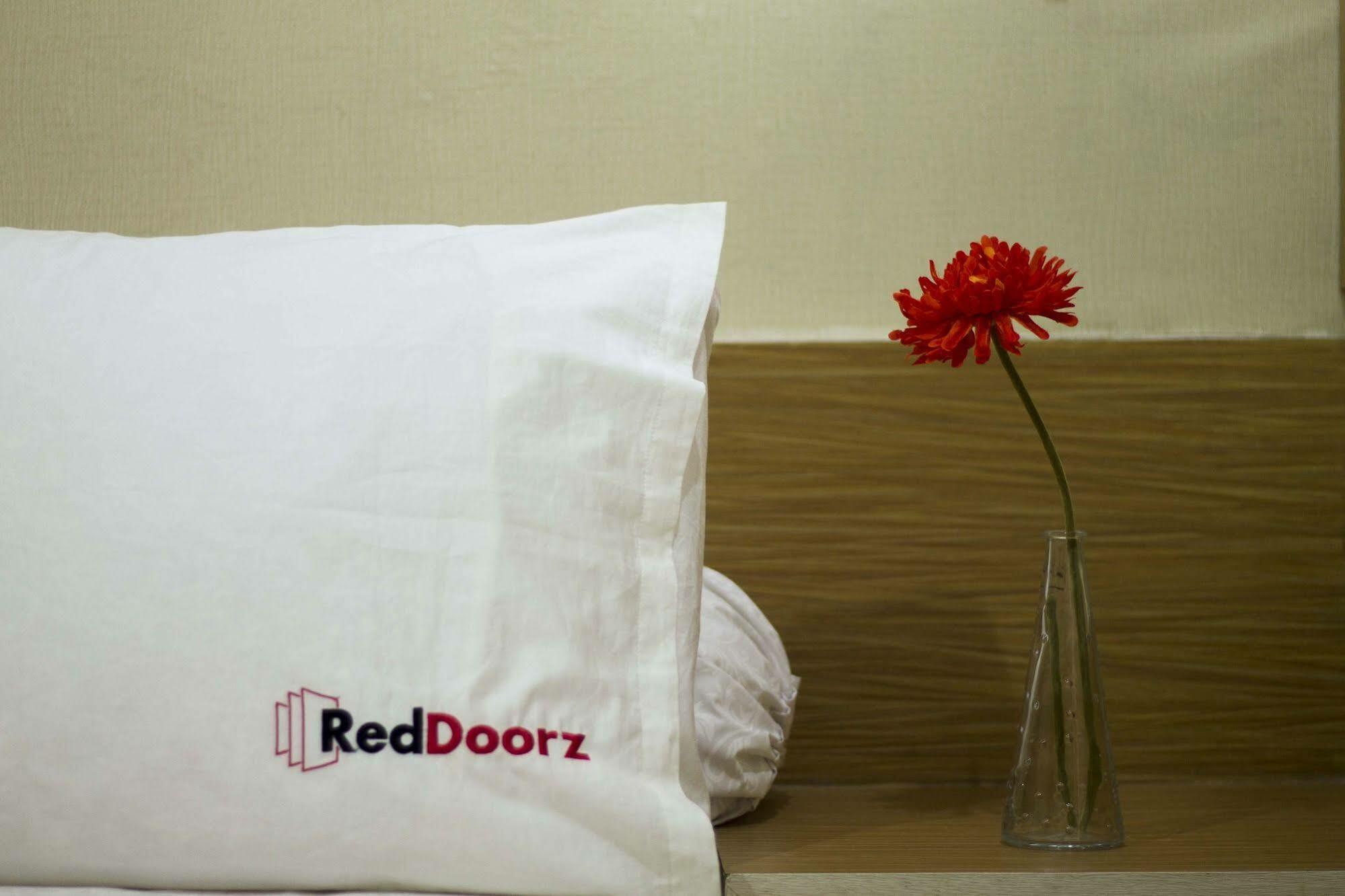 Reddoorz Near Raya Semer Canggu Dış mekan fotoğraf